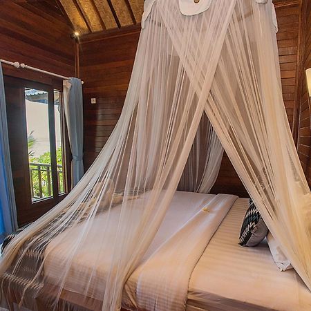 Tawe Ocean Blue Villa Lembongan Экстерьер фото