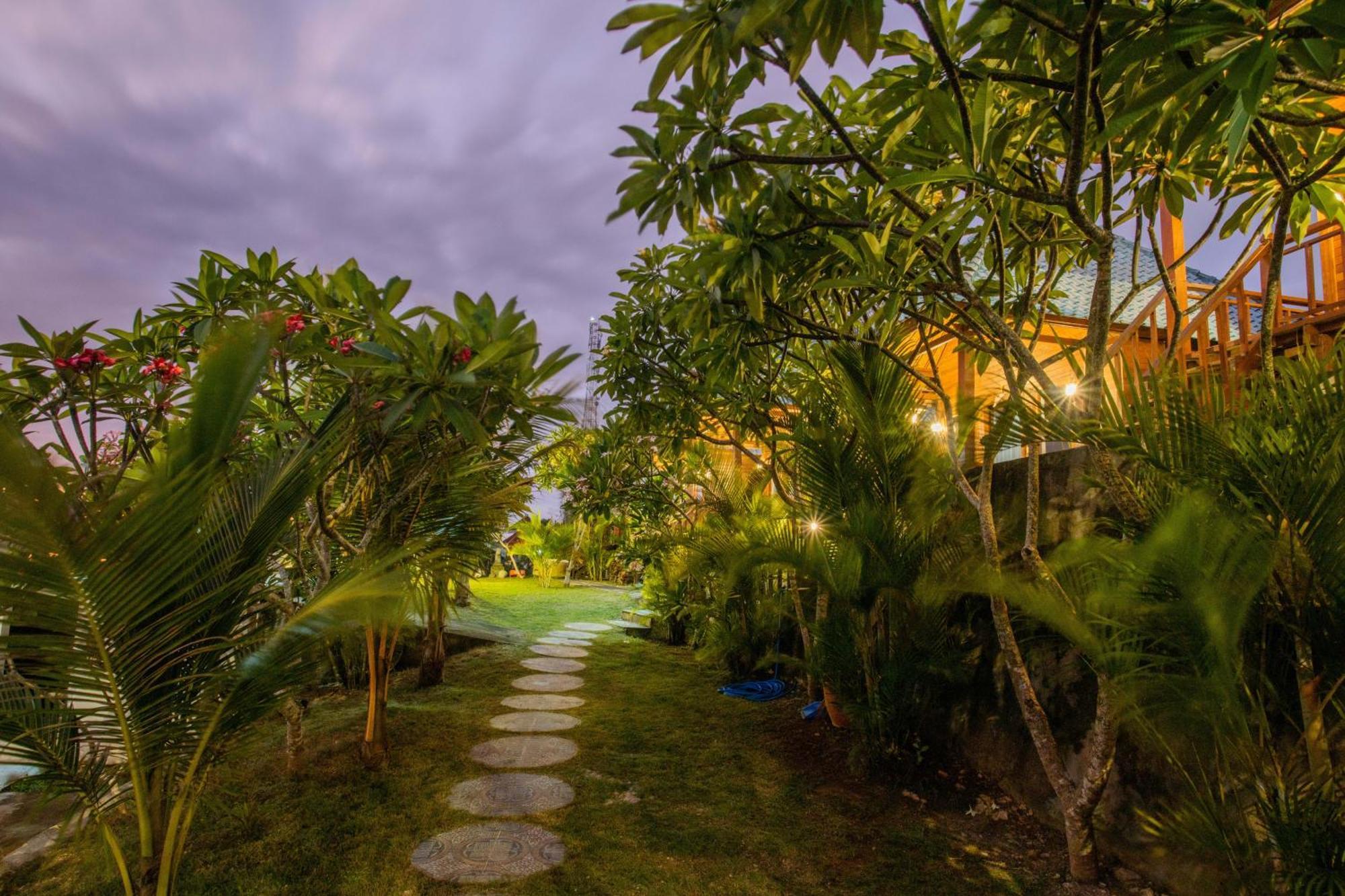 Tawe Ocean Blue Villa Lembongan Экстерьер фото