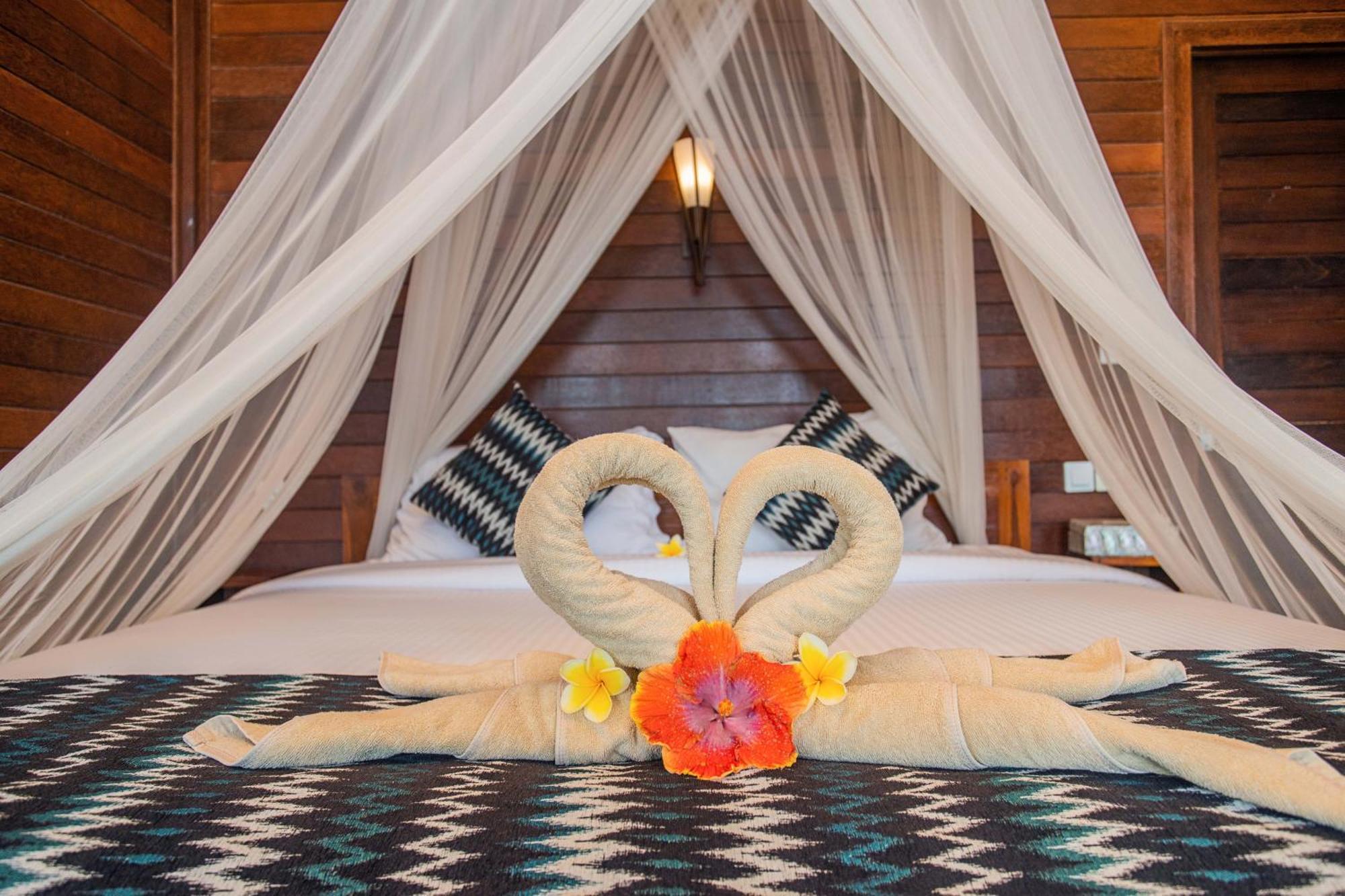 Tawe Ocean Blue Villa Lembongan Экстерьер фото