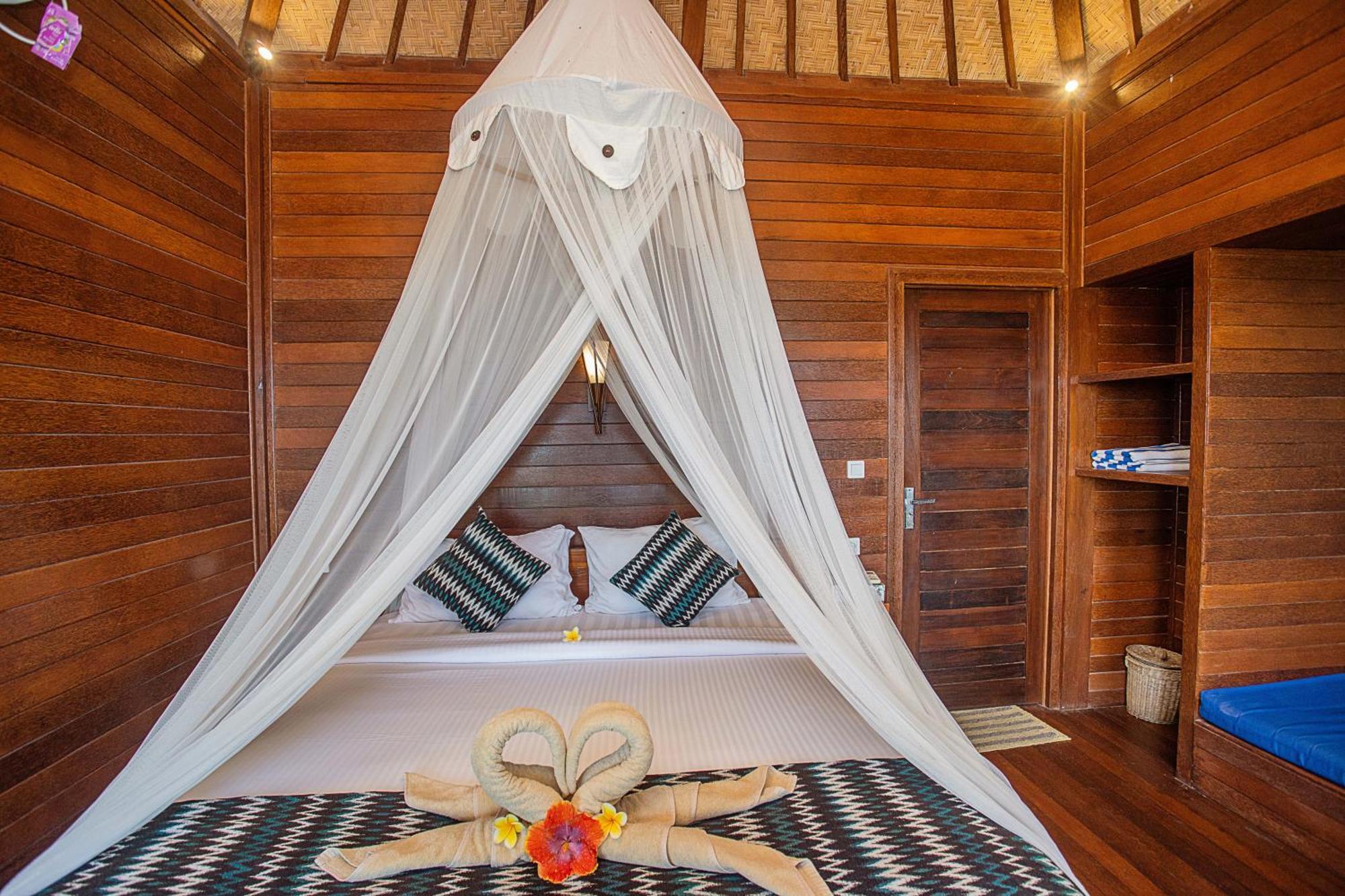 Tawe Ocean Blue Villa Lembongan Экстерьер фото